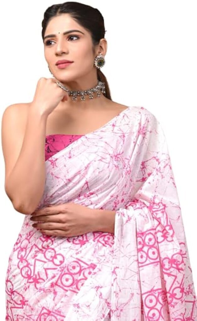 Mulmul sarees give you traditioal Rajasthani look.